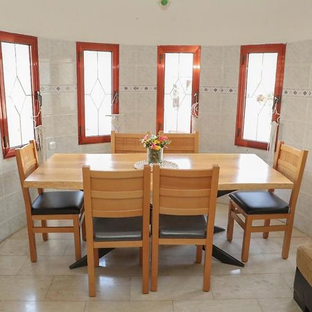 valentine House Appartement Deir Hanna Buitenkant foto