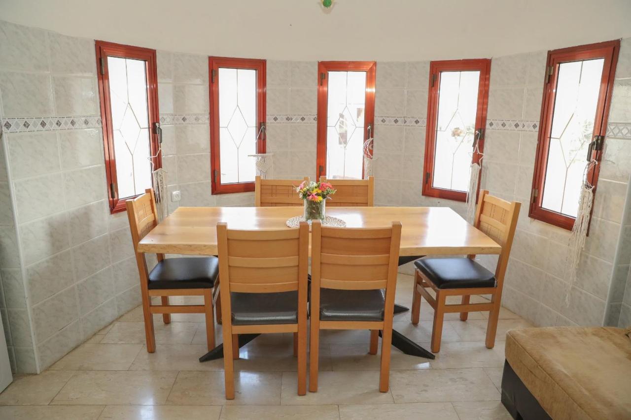 valentine House Appartement Deir Hanna Buitenkant foto